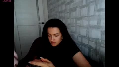 elisa_cherryblack online show from 04.25.26