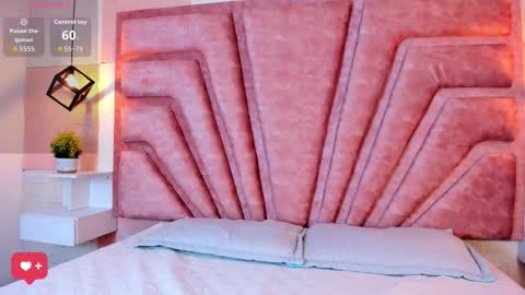 Snapshot of elisa_collins chatting on 02.28.26 ELISSA online show from 02.28.26