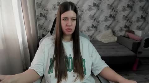 Aletta Oushen online show from 03.19.26