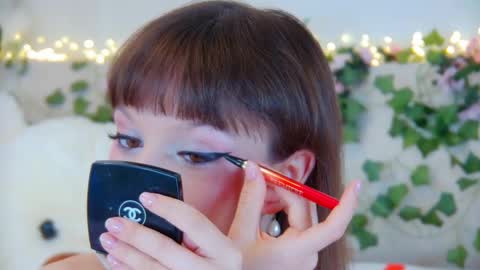 ElisabethDavis online show from 04.12.26