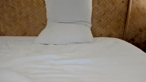 Snapshot of elisadikotti chatting on 11.14.25 elisadikotti online show from 11.14.25