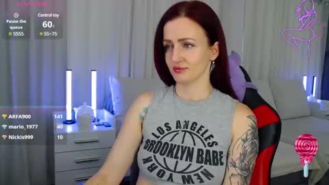 Snapshot of elisajanex chatting on 01.13.25 elisajanex online show from 01.13.25