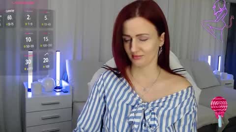 Snapshot of elisajanex chatting on 02.01.25 elisajanex online show from 02.01.25