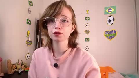 elise_nyx online show from 06.12.26