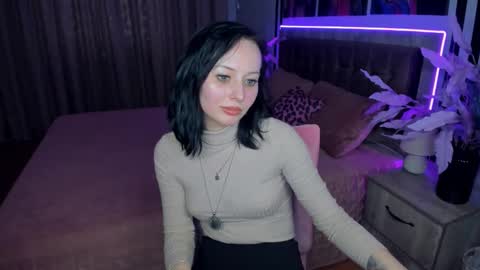 EliseRoyalty online show from 03.12.25