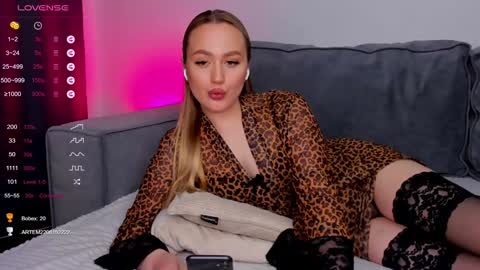 Eliss  online show from 02.06.25