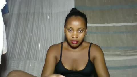 Snapshot of elita12010 chatting on 04.26.26 elita12010 online show from 04.26.26