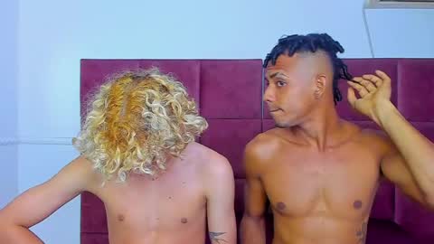 Snapshot of elite__models chatting on 06.09.26 Valentino Konny y Jhon online show from 06.09.26