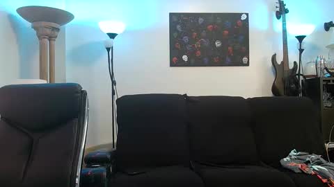 Snapshot of eliteindulgence chatting on 10.31.25 eliteindulgence online show from 10.31.25