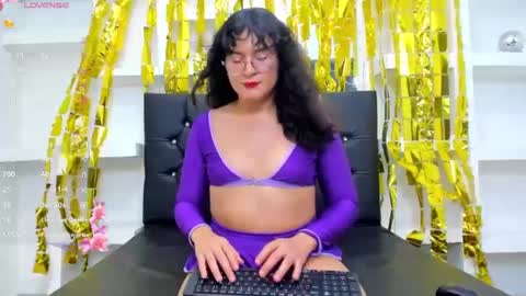 elith_berry69_ online show from 01.13.25