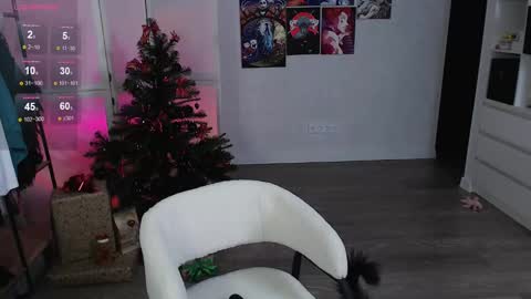 Snapshot of eliza_benet_ chatting on 01.11.25 Ari online show from 01.11.25