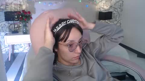 Snapshot of eliza_gh chatting on 11.26.25 Eliza online show from 11.26.25