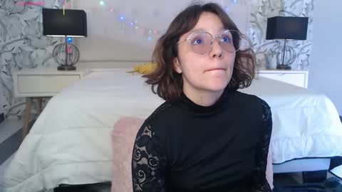 Snapshot of eliza_gh chatting on 12.01.25 Eliza online show from 12.01.25