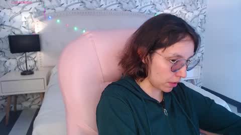 Snapshot of eliza_gh chatting on 12.04.25 Eliza online show from 12.04.25