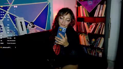 Snapshot of elizabeht_911 chatting on 03.08.26 elizabeht_911 online show from 03.08.26