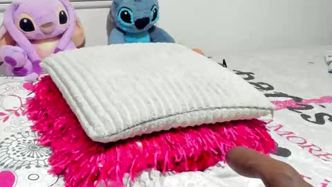 Snapshot of elizabeth_18_ chatting on 01.13.26 ELIZA online show from 01.13.26