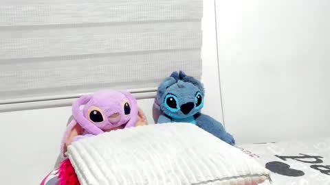 Snapshot of elizabeth_18_ chatting on 01.14.26 ELIZA online show from 01.14.26