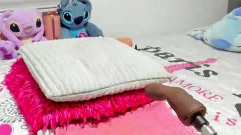 Snapshot of elizabeth_18_ chatting on 01.16.26 ELIZA online show from 01.16.26