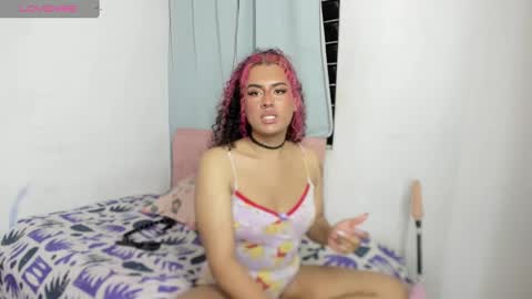 Snapshot of elizabeth_777 chatting on 02.25.25 elizabeth_777 online show from 02.25.25