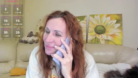 Snapshot of elizabeth_hottt chatting on 01.27.25 elizabeth_hottt online show from 01.27.25