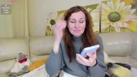 Snapshot of elizabeth_hottt chatting on 02.21.25 elizabeth_hottt online show from 02.21.25