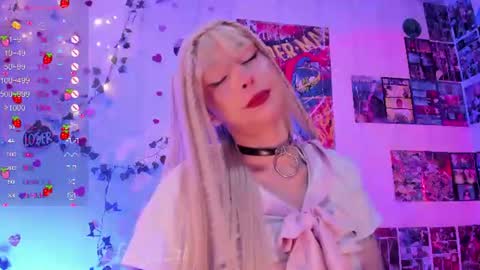    Independent Model online show from 06.12.26