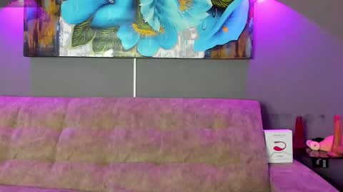 Snapshot of elizabeth_lamer chatting on 11.13.25 Elizabeth Lamer online show from 11.13.25