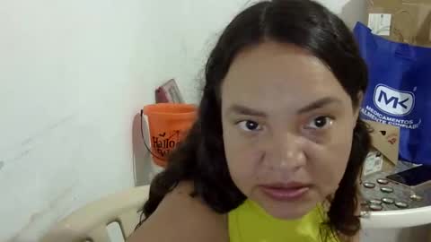 Snapshot of elizabeth_martinez_ chatting on 04.22.26 Elizabeth Martinez online show from 04.22.26