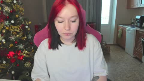 Snapshot of elizabethflowerr chatting on 12.05.24 Eli online show from 12.05.24