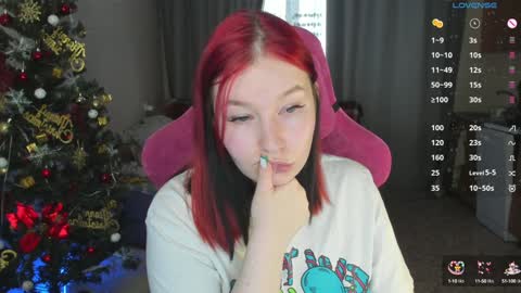 Snapshot of elizabethflowerr chatting on 12.27.24 Eli online show from 12.27.24