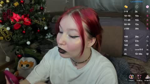 Snapshot of elizabethflowerr chatting on 01.14.25 Eli online show from 01.14.25