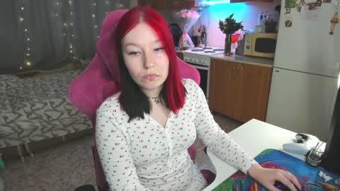 Snapshot of elizabethflowerr chatting on 02.05.25 Eli online show from 02.05.25