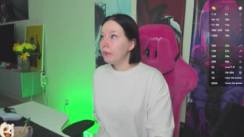 Snapshot of elizabethflowerr chatting on 10.02.25 Eli online show from 10.02.25