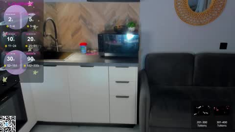 Snapshot of elizabethh_brown chatting on 02.24.26 elizabethh_brown online show from 02.24.26