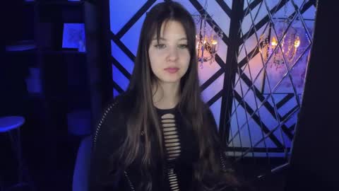 Snapshot of elizamild chatting on 02.14.25 Eliza online show from 02.14.25