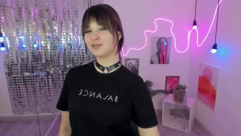 Snapshot of elizamild chatting on 03.02.25 Eliza online show from 03.02.25