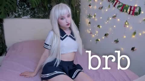 Snapshot of elizanik chatting on 01.06.26 Eliza online show from 01.06.26