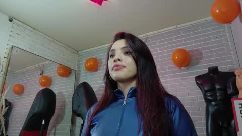 Snapshot of elizatex chatting on 10.21.25 online show from 10.21.25