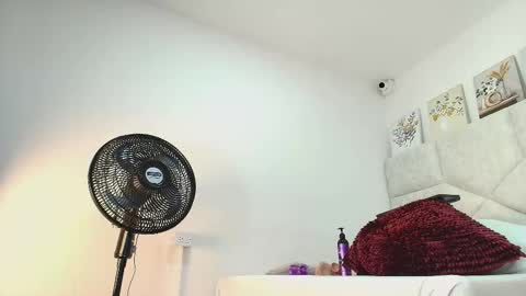 Eliza online show from 11.29.25