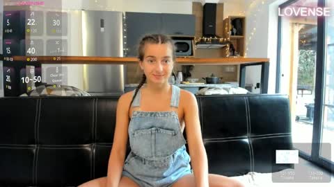 Eliz                               online show from 04.14.26