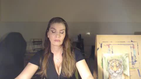 Snapshot of elizzo chatting on 03.08.25 Eliekind online show from 03.08.25