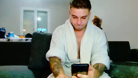 elkafit28 online show from 12.16.24