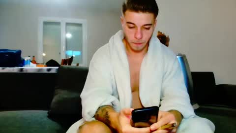 elkafit28 online show from 12.18.24