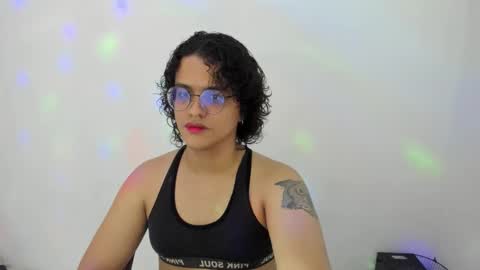 Snapshot of elkingthe chatting on 10.23.25 Diana online show from 10.23.25