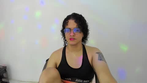 Snapshot of elkingthe chatting on 11.10.25 Diana online show from 11.10.25