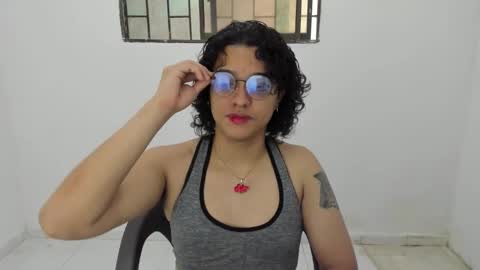 Snapshot of elkingthe chatting on 11.26.25 Diana online show from 11.26.25