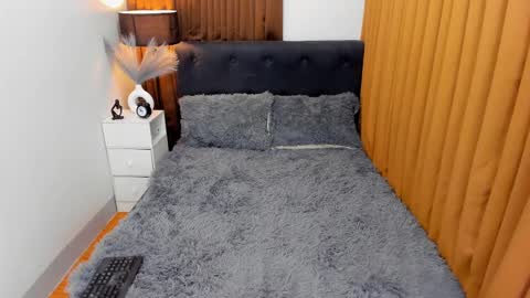 Ella online show from 12.27.24