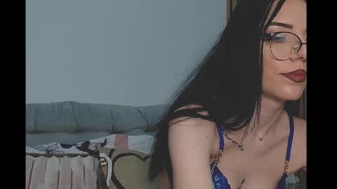 Chloe online show from 11.29.25