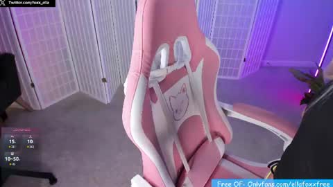 Snapshot of ella_foxx chatting on 07.16.26 ella_foxx online show from 07.16.26