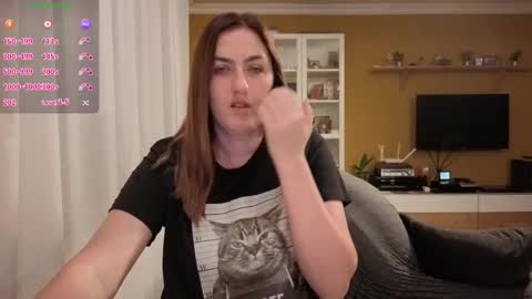 Snapshot of ella_max_live chatting on 12.05.25 Ella Max online show from 12.05.25